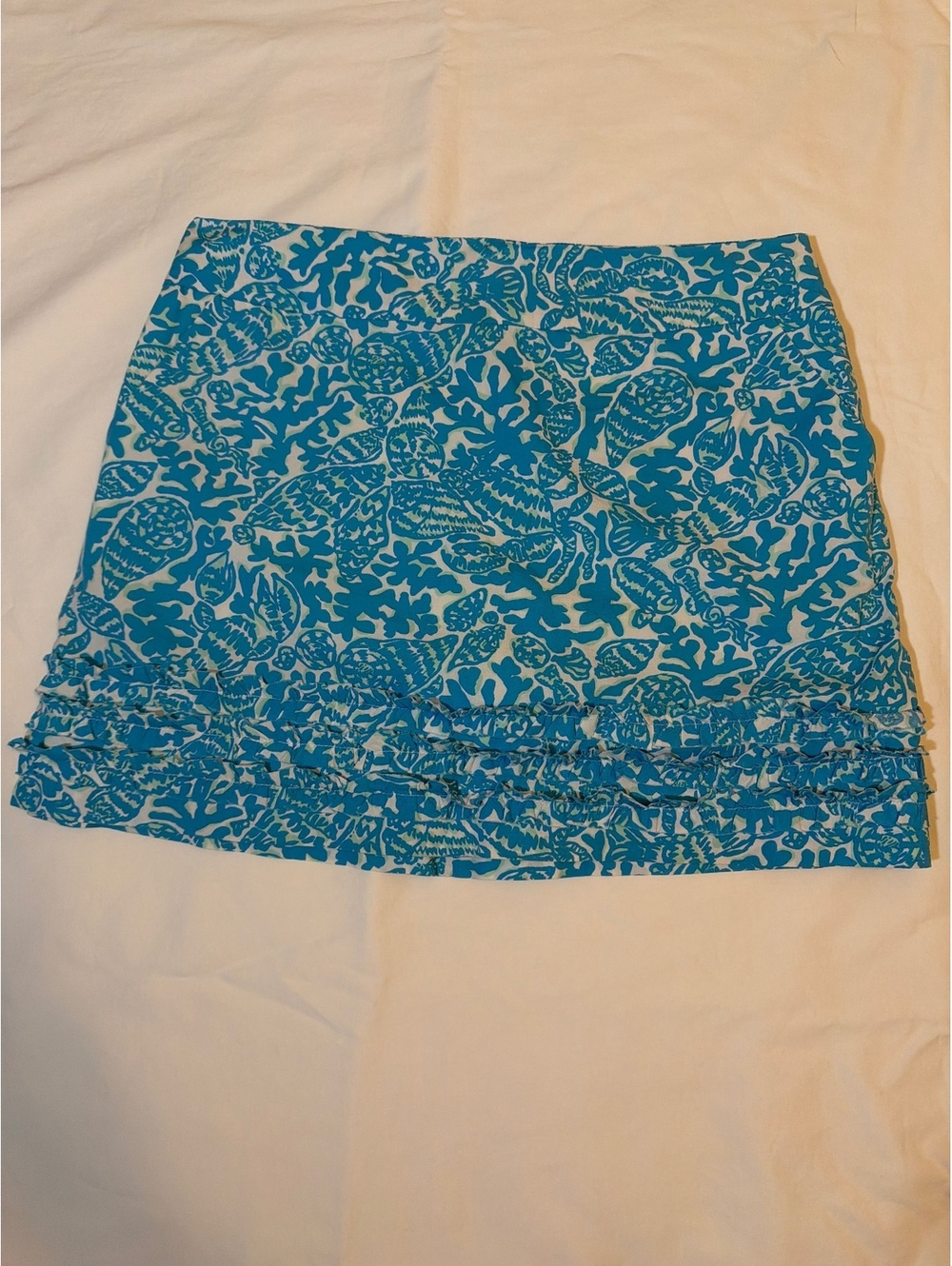 Lilly Pulitzer Skort Blue Seashells SZ 4 Ruffled bottom
